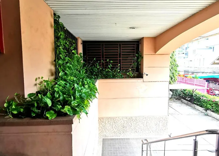 R Bangkok