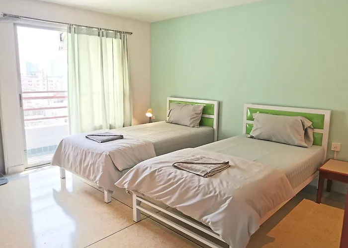 R Apartment